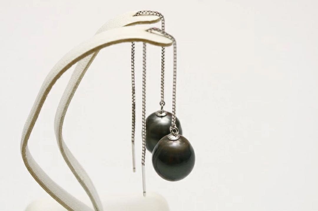 タヒチ黒蝶真珠パールピアス　10mm　ブラックカラー