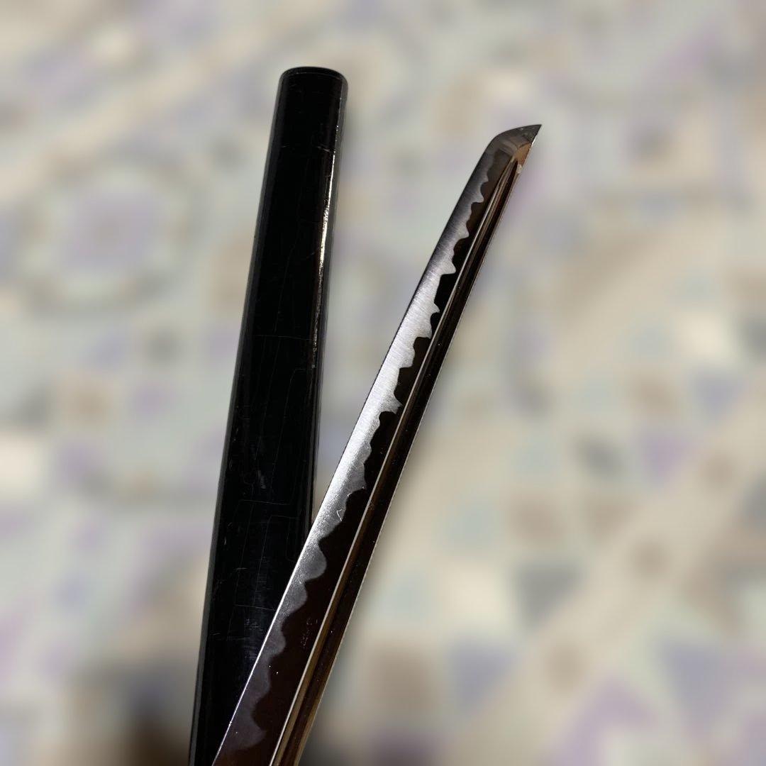 模造刀(居合刀) 紺色柄 菊彫丸鍔 黒呂鞘