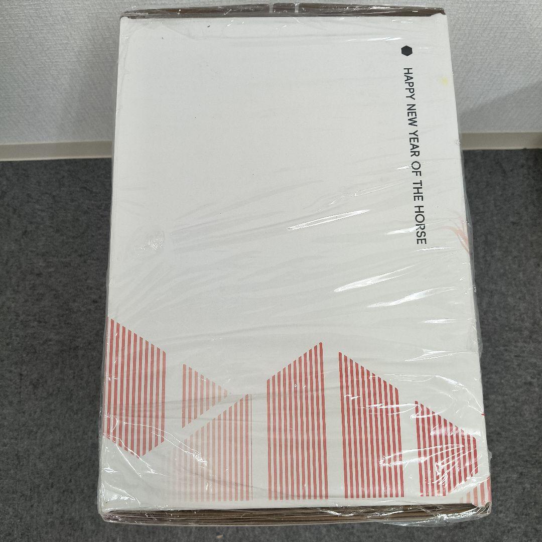 PANGLE2026ギフトボックス スーツケース、コップ、ネック枕。1月限定販売