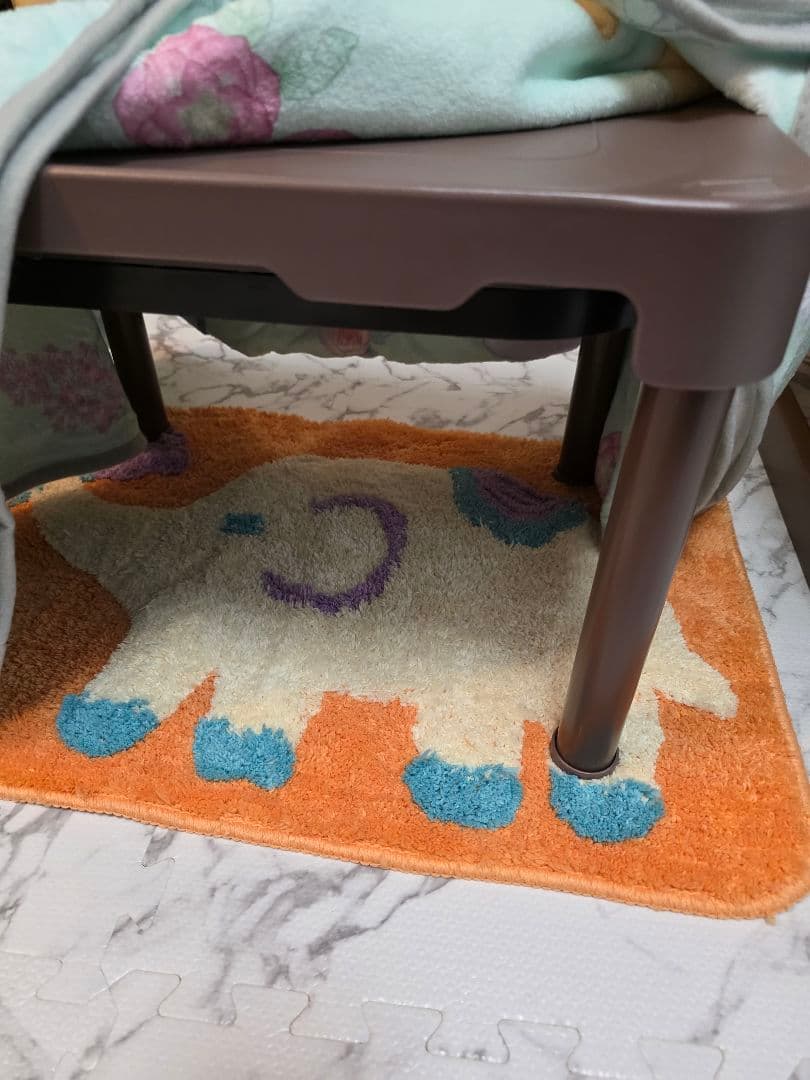 にゃんこの和みのこたつ　M