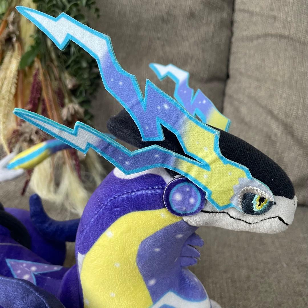 ポケモンセンターオリジナル　ミライドン　ウガツホムラ　三英　コライドンぬいぐるみ