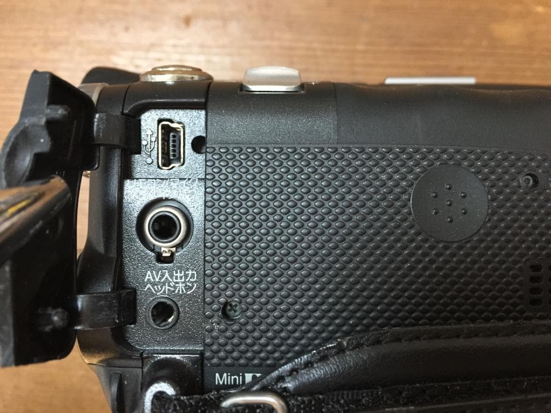 撮影再生ダビングOK　Panasonic　NV-GS400　付属品有　液晶大画面