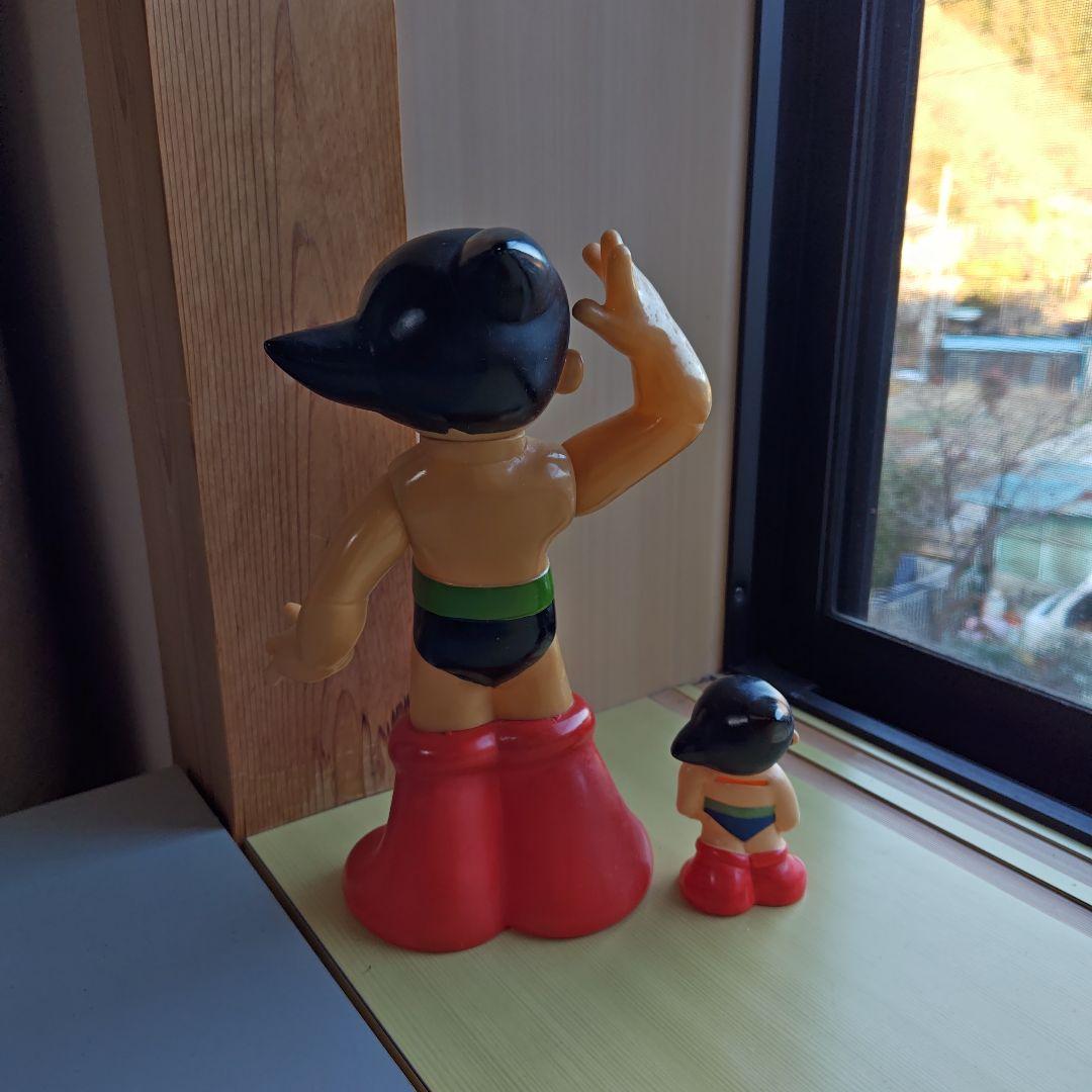 ビリケン商会のアトム 水着姿 フィギュア