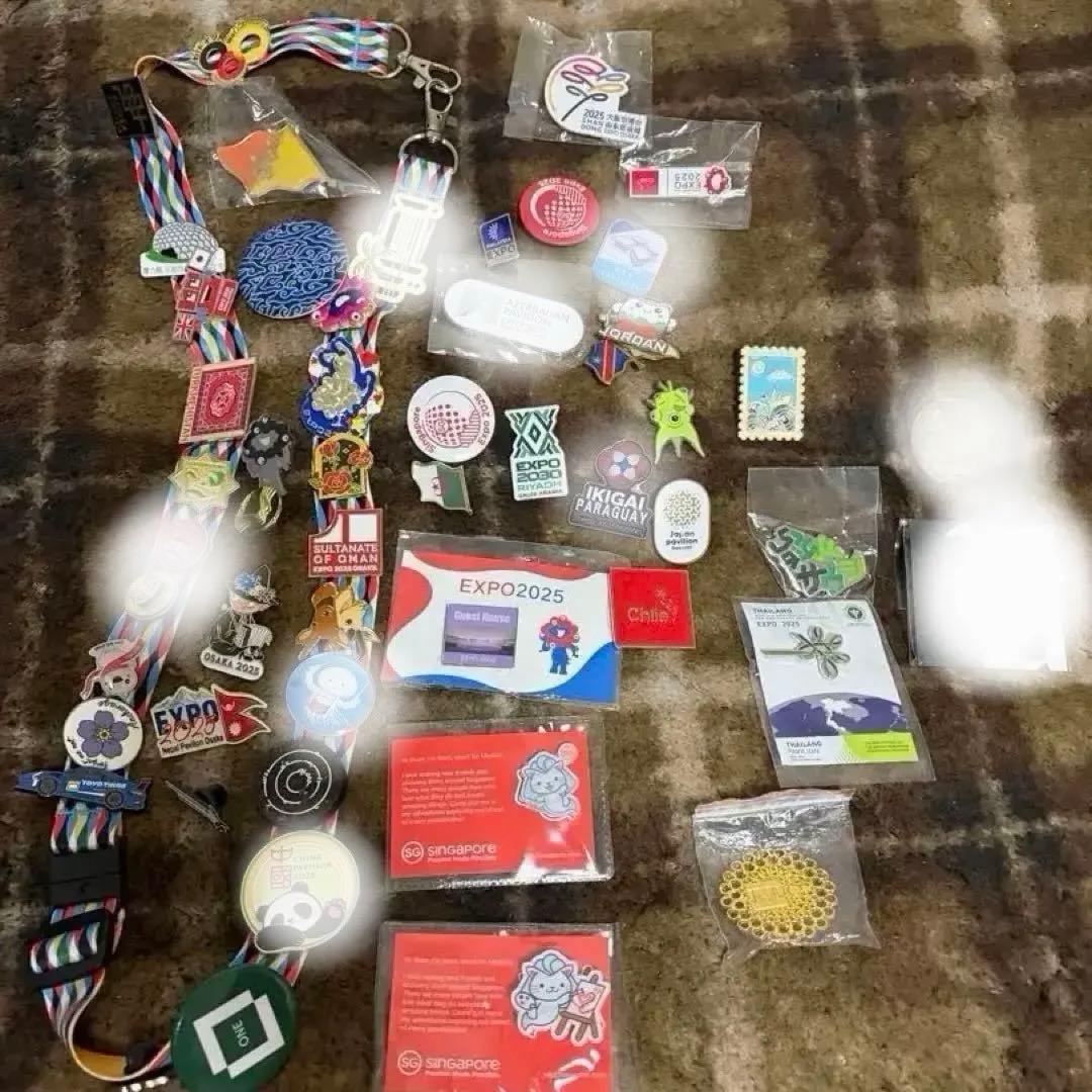 EXPO関連カラフルピンバッジセット全て