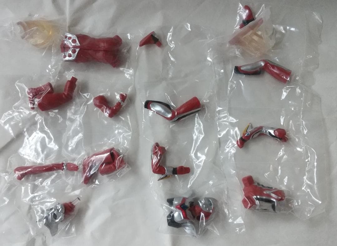 新品未開封　アルティメットルミナス ノア　ネクサス ウルトラ6兄弟 セット