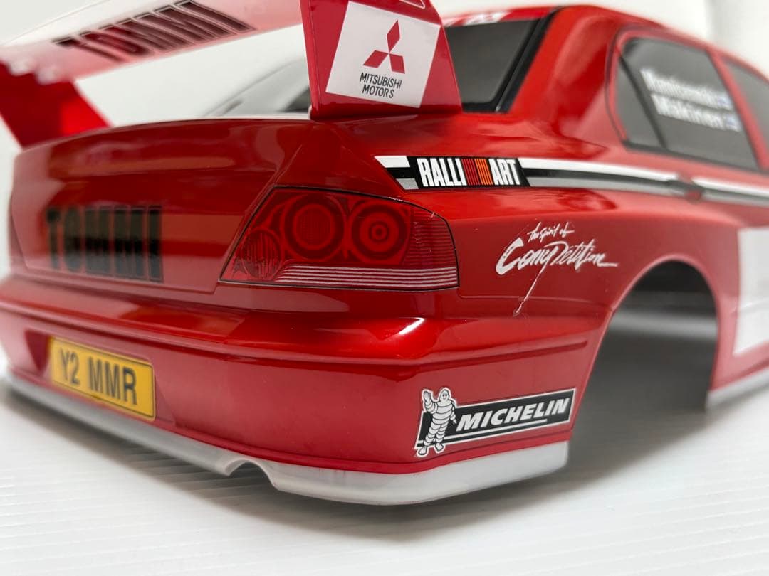 タミヤ 1/10 三菱ランサーエボリューションVII WRCボディ