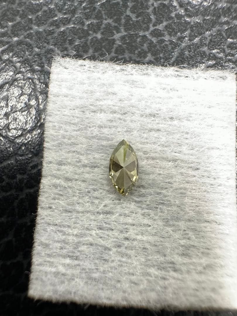 希少石　カメレオンダイヤ　ルース　MQ 0.136ct 変色確認済み　*未使用