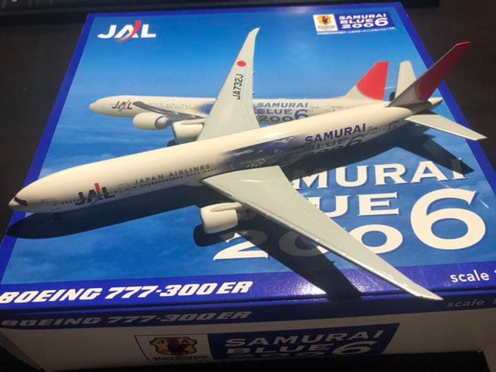 1/400 B-777 JAL SAMURAI BLUE 希少な懸賞品