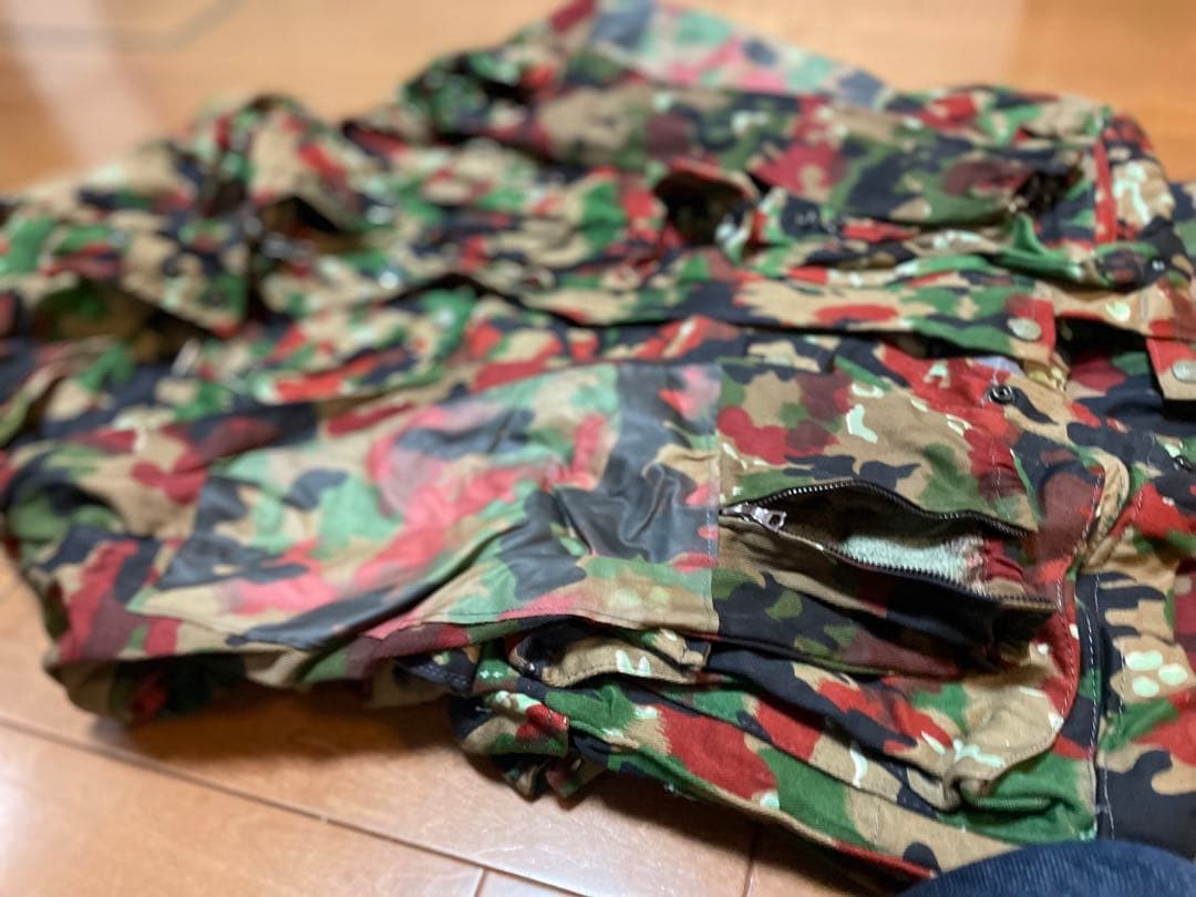 実物　スイス軍　ミリタリー ジャケット　パンツ　上下セット　サバゲー