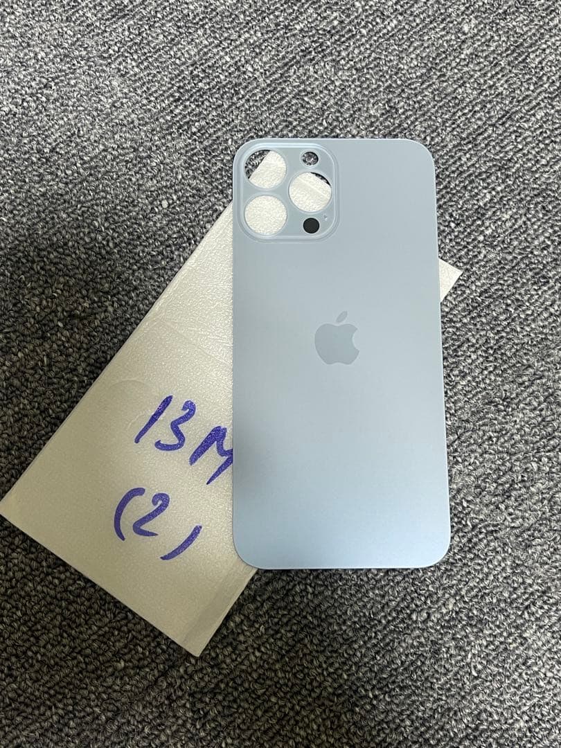 iPhone 13/12 背面パネル (らいむ)