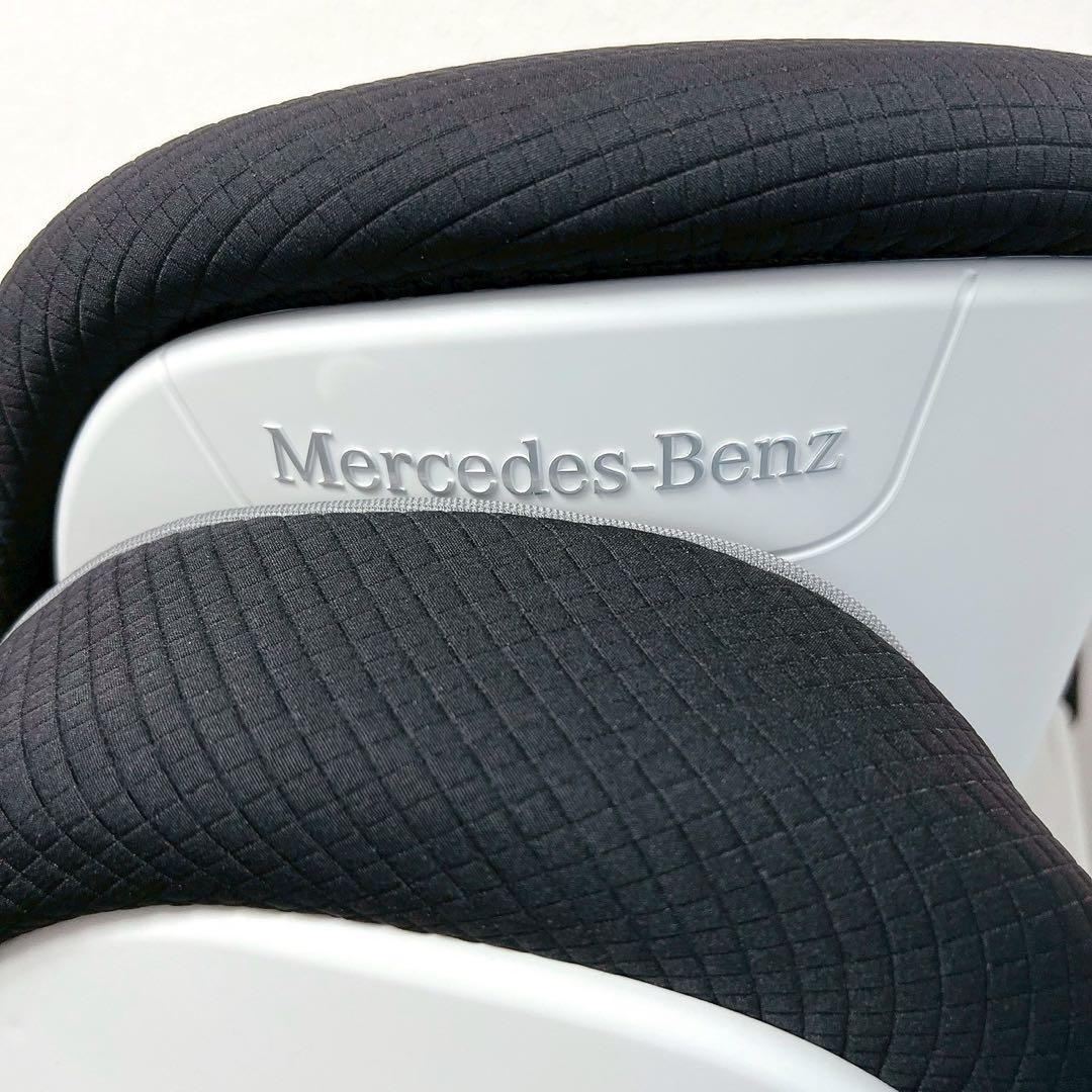 美品　メルセデス・ベンツ純正 RÖMER ジュニアシート ISOFIX 黒