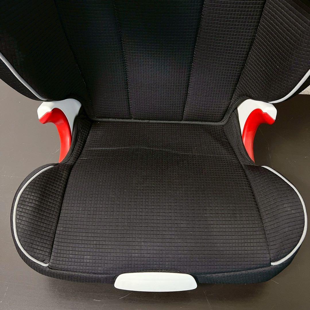 美品　メルセデス・ベンツ純正 RÖMER ジュニアシート ISOFIX 黒