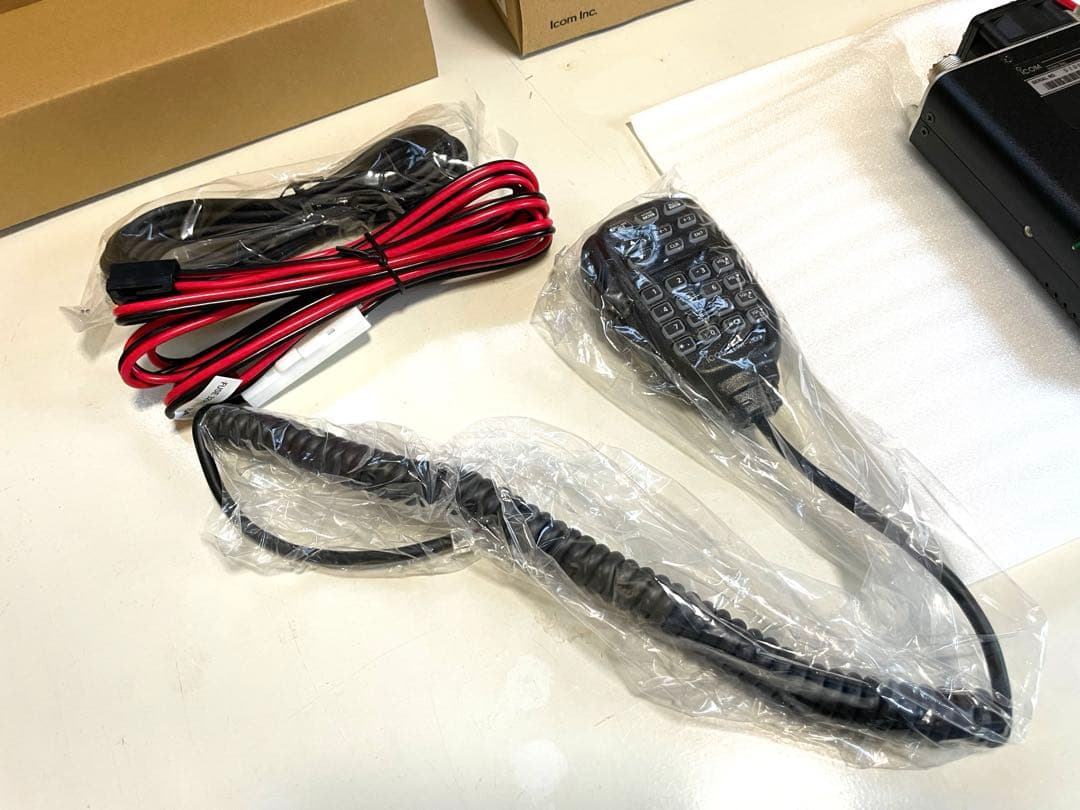 アイコム　新品未使用　IC-2730DB ブラックエディション