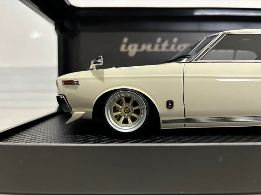 1/18 イグニッションモデル　日産ローレル　ワタナベ　オバフェンカスタム
