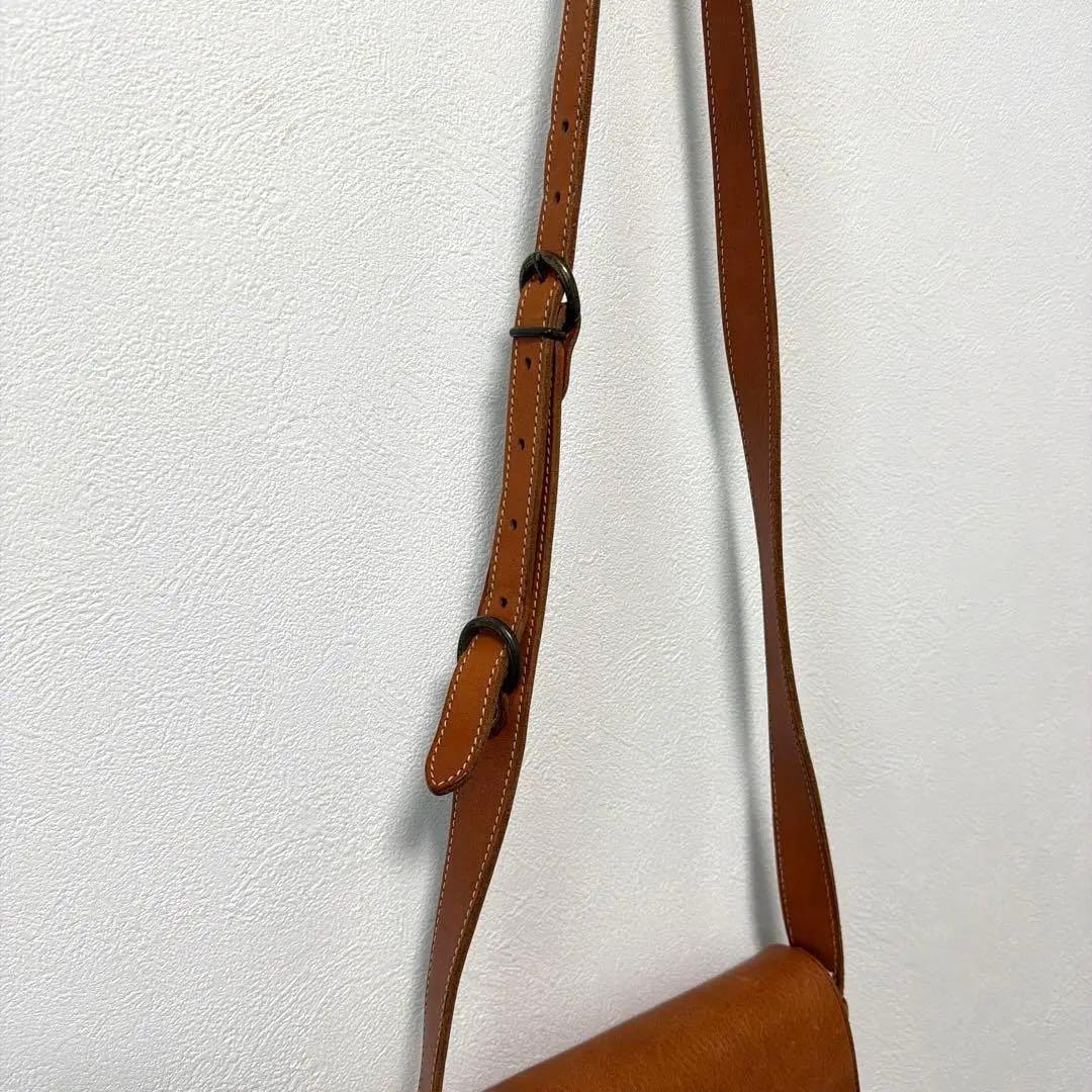 IL BISONTE スクエアレザーショルダーバッグ イタリア製