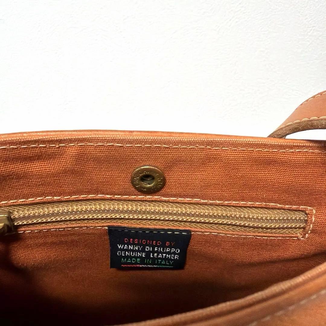 IL BISONTE スクエアレザーショルダーバッグ イタリア製