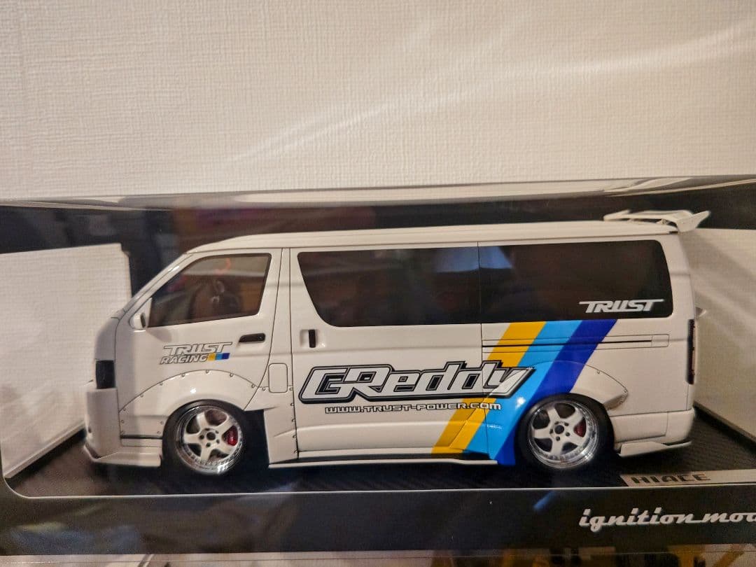 イグニッション 1/18 ハイエース GReddy HIACE 1/18