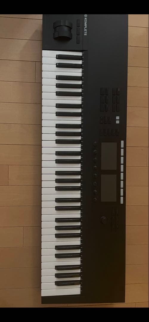 komplete kontrol s61 ※トランスファーライセンス付き