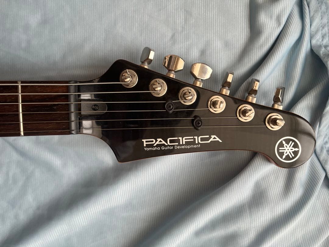 【チューナー、ストラップ付き】 Yamaha PACIFICA 612 TBL