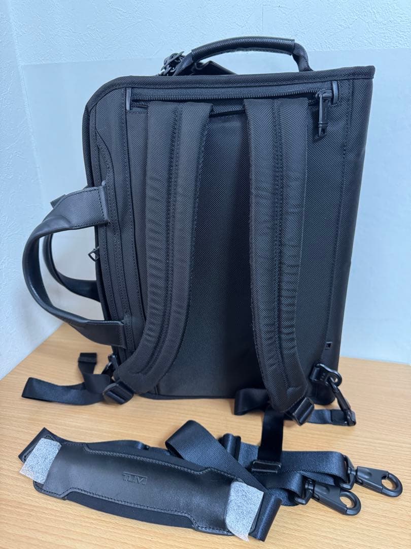 新品同様 TUMI ALPHA3 2603182D3 3WAY 国内正規品