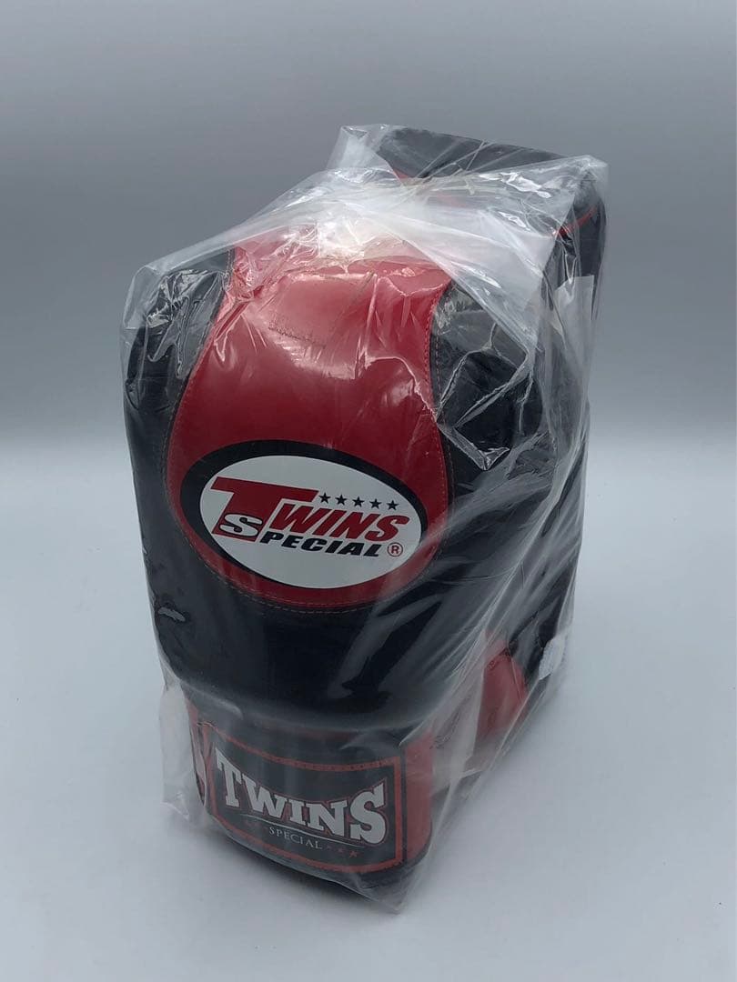 新品未使用 未開封TWINS SPECIAL ボクシンググローブ 14oz