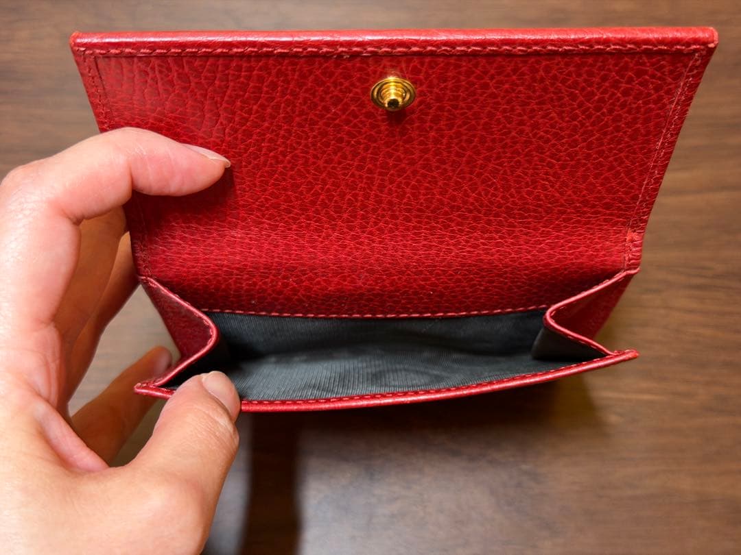 GUCCI 二つ折り財布 レッド　GGマーモント
