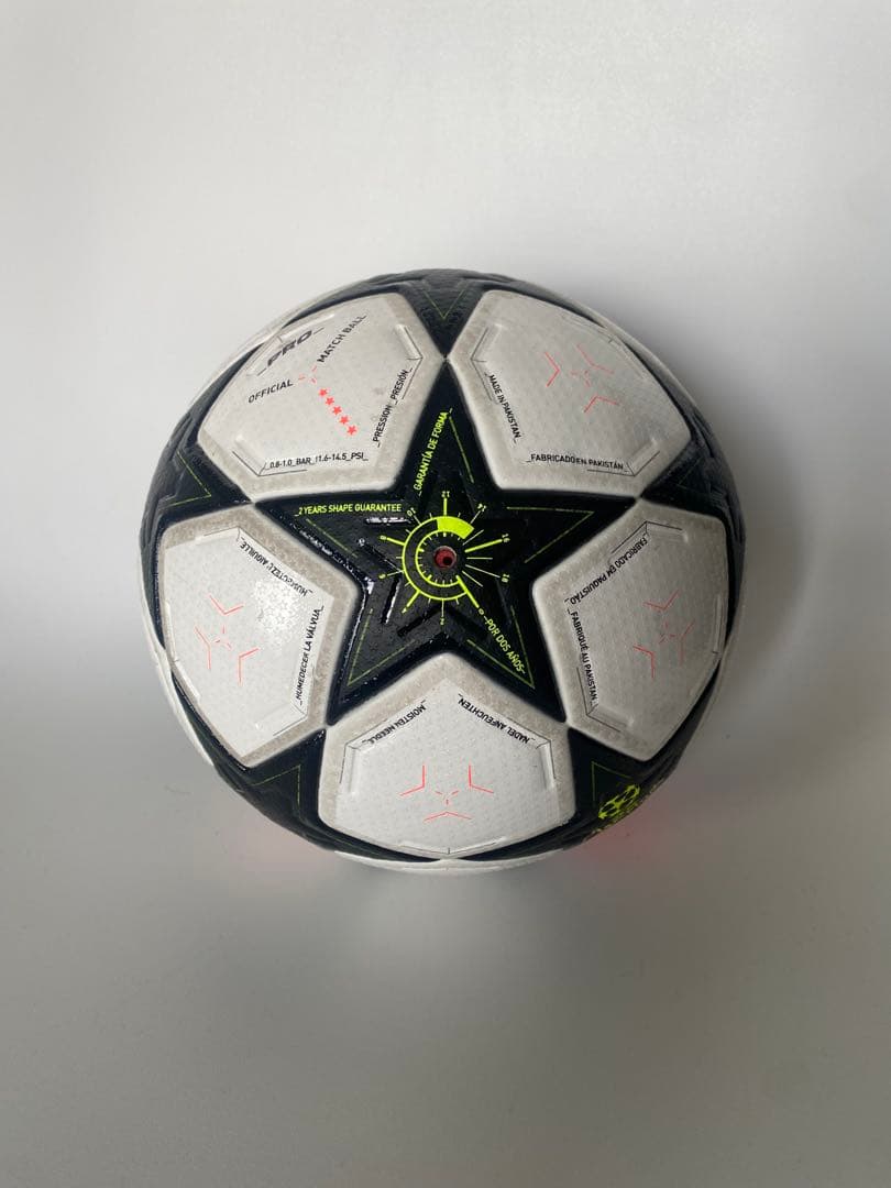 adidas Champions League Pro サッカーボール
