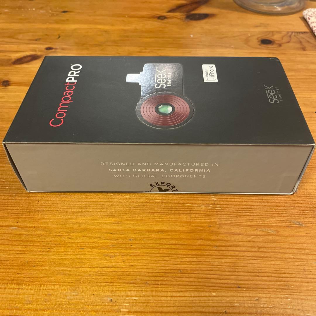 iPhone用熱検知カメラSeek Thermal CompactPRO