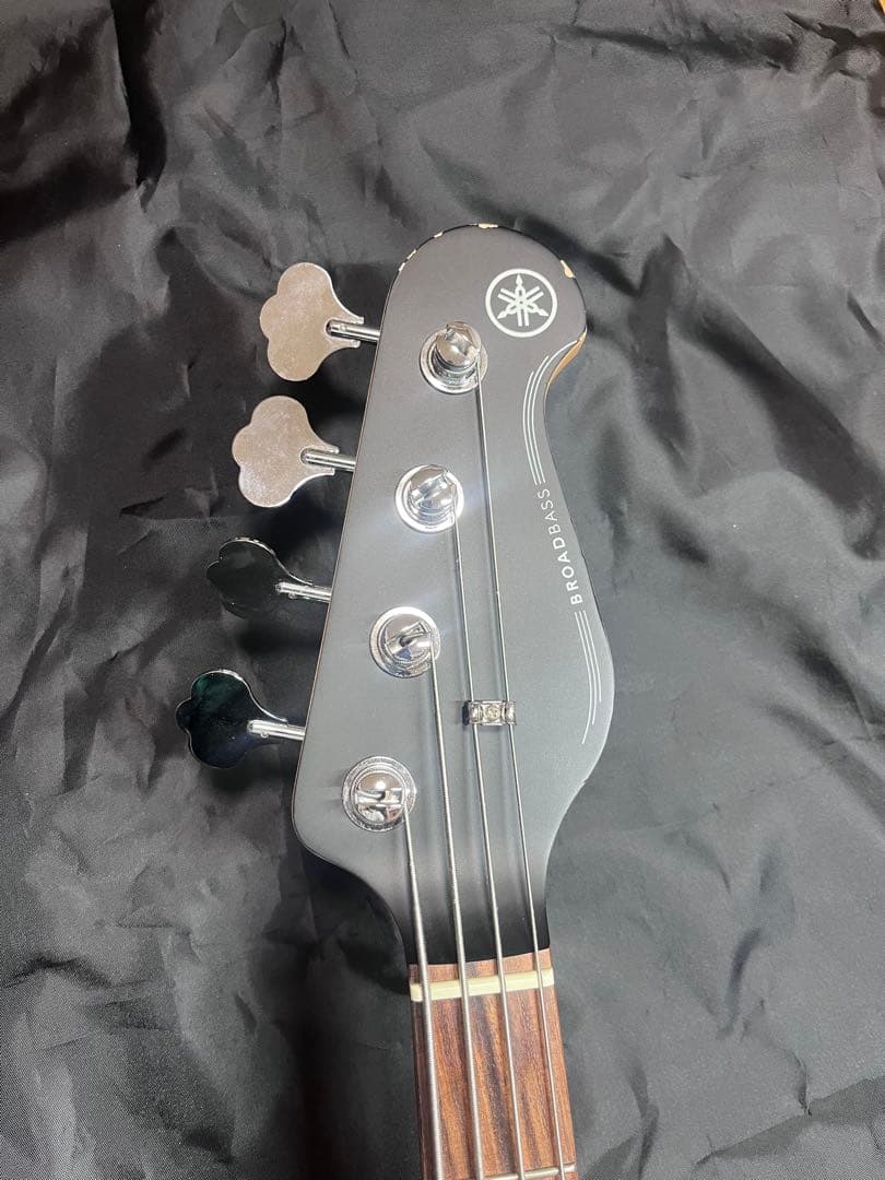 ヤマハYamaha ジャズベースBB234 木目調　中古