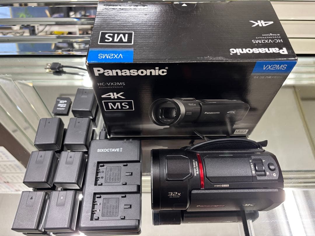 Panasonic HC-VX2MS 4K ビデオカメラ 充電器とバッテリー付
