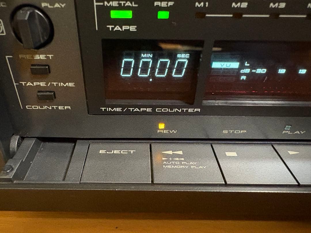 AKAI アカイGX-F91 カセットデッキ 中古　現状品