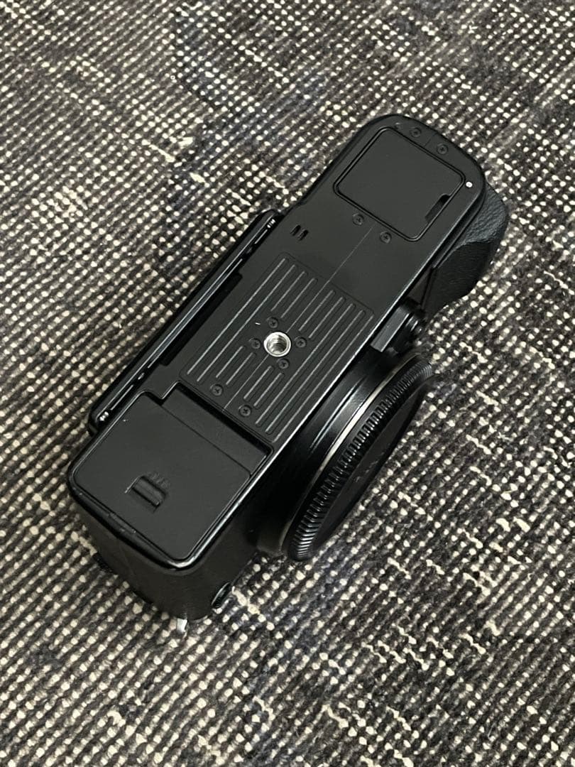 FUJIFILM GFX 50R 富士フイルム ミラーレスカメラ 中判