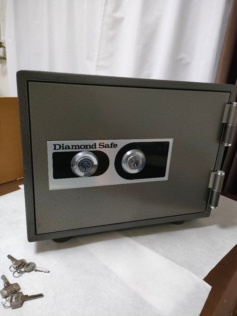 耐火金庫　Diamond Safe ダイヤセーフ 金庫2キータイプ　トレー4付き