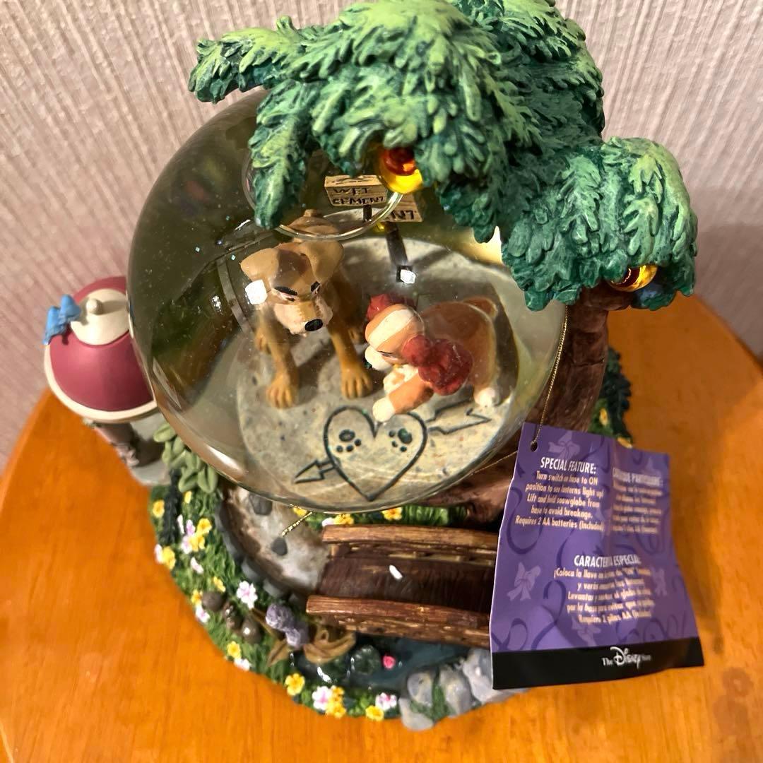ディズニーストア　わんわん物語Lady&Trumpスノーグローブ　オルゴール付き
