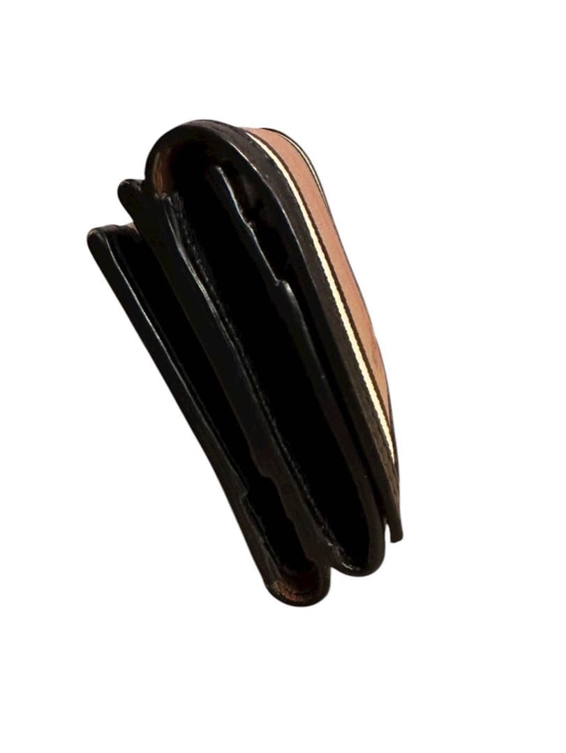 『極美品』Burberry ストライプ 二つ折り財布，最終値下げ