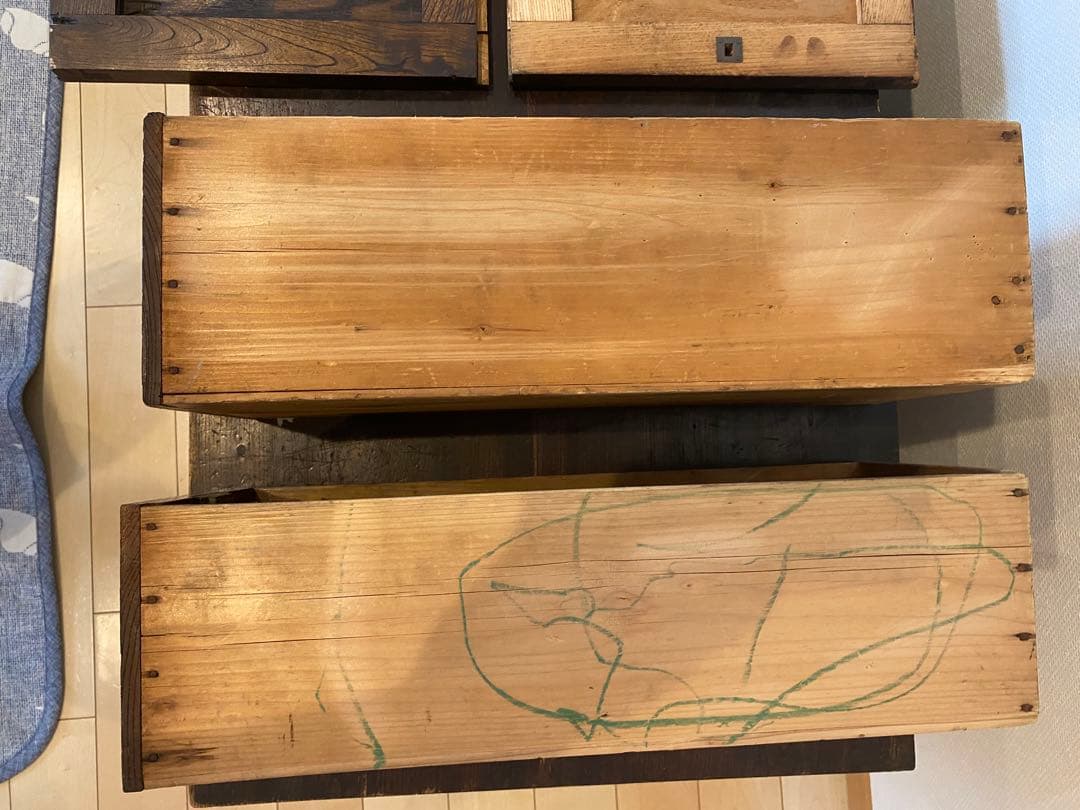 木製引き戸収納キャビネット　引き出し2つ