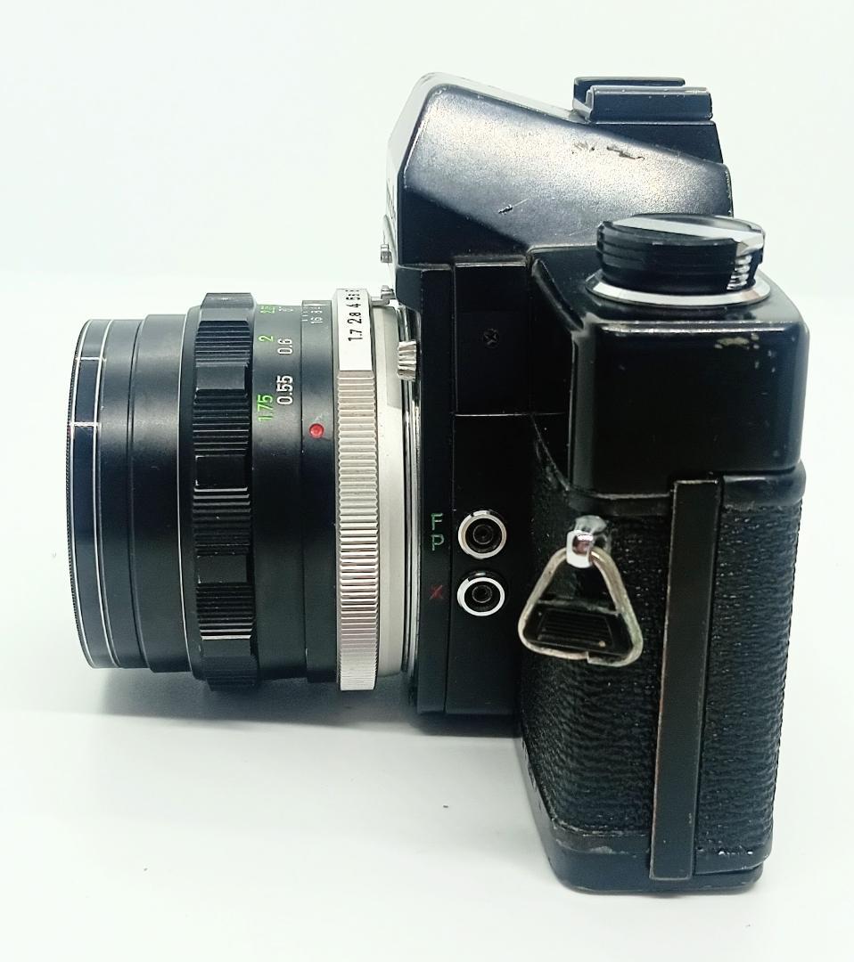 Minolta SR-T 101 一眼レフカメラ 55mm f1.7 レンズ付き