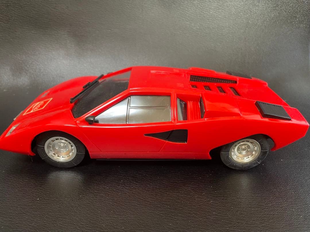 コカコーラ　スーパーカーラジオ　ランボルギーニ　カウンタック　箱付き