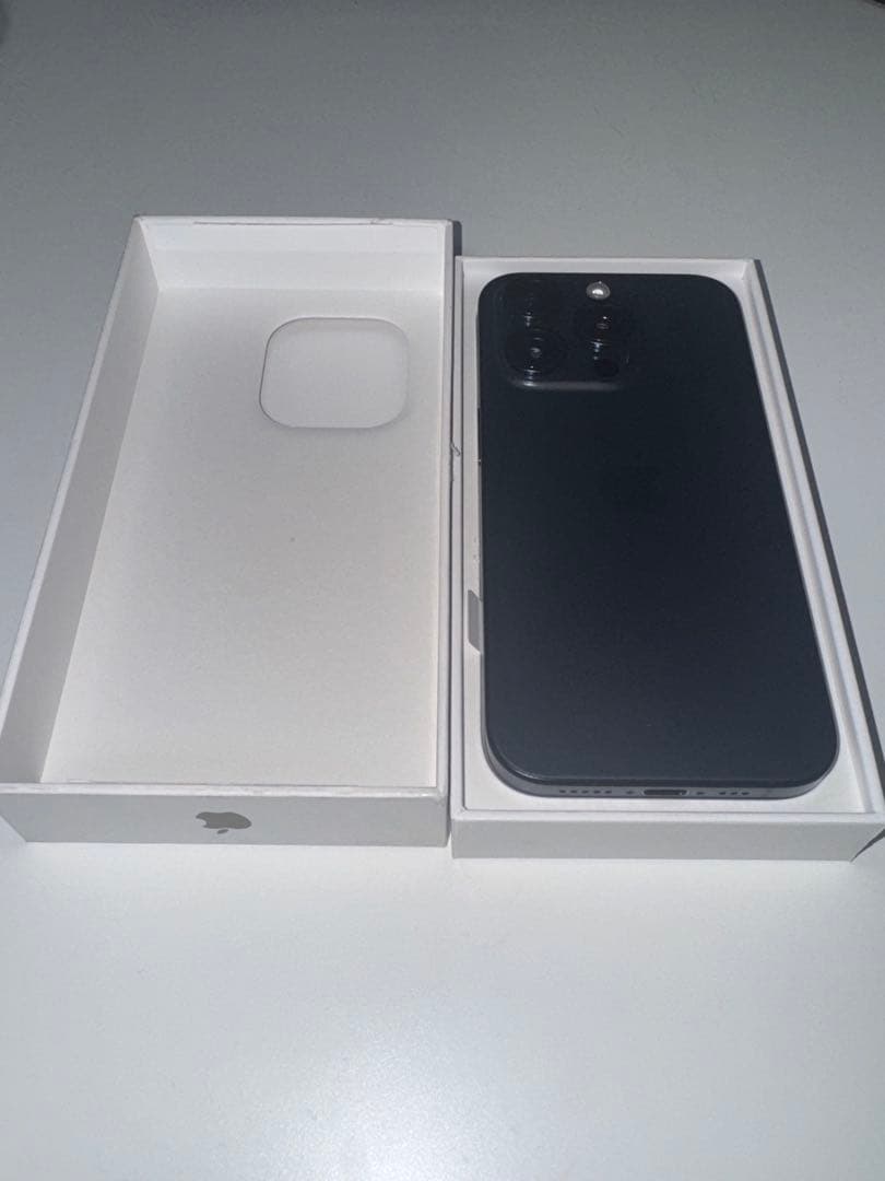 iPhone 15 Pro ブルーチタニウム 256GB SIMフリー