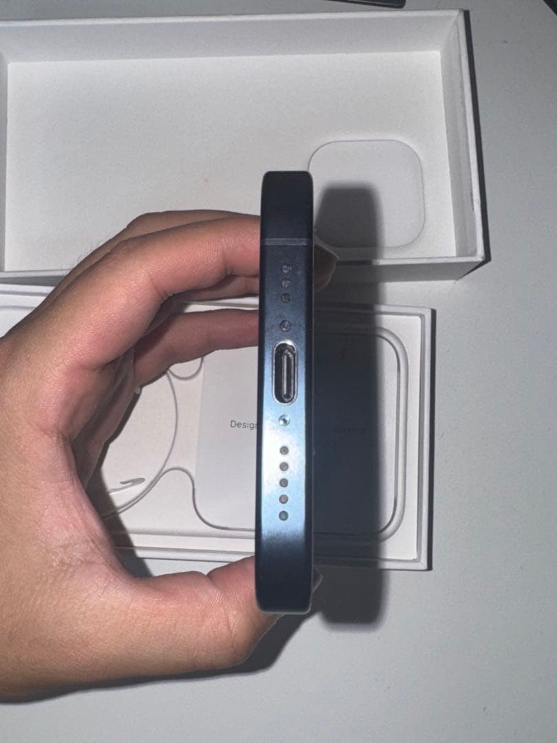 iPhone 15 Pro ブルーチタニウム 256GB SIMフリー