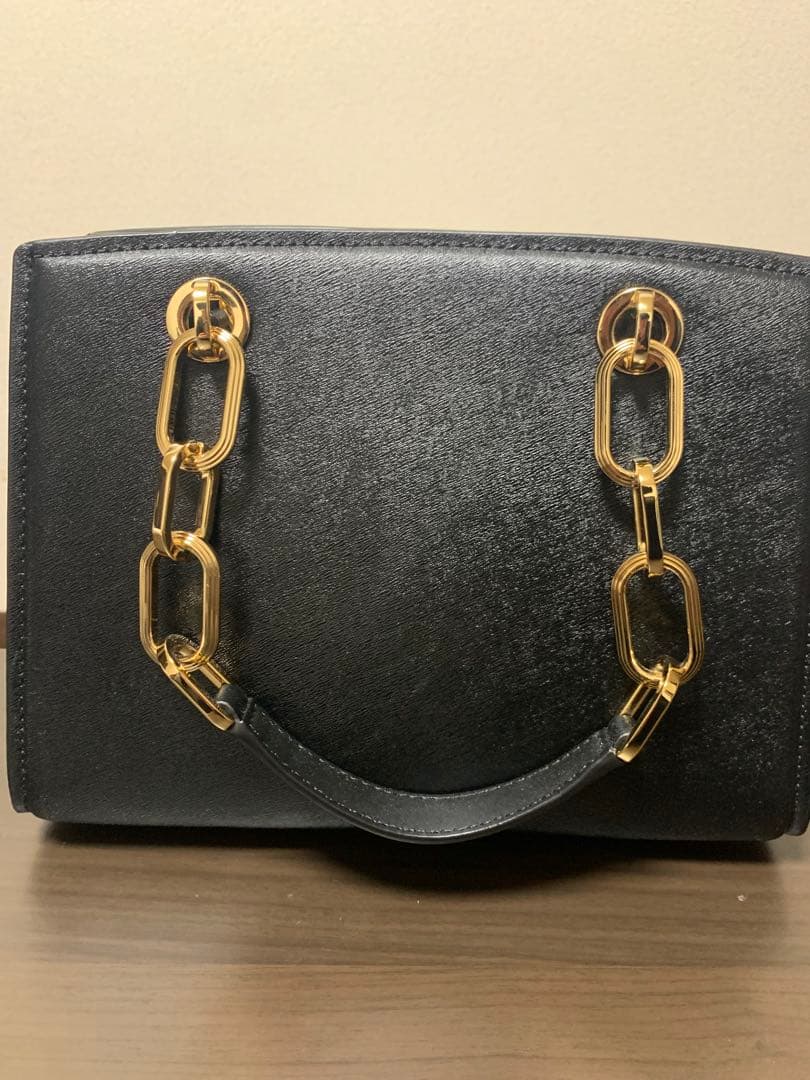 マイケルコース CYNTHIA レザー サッチェル スモール 黒