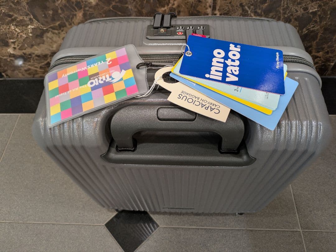 (開封済・未使用)イノベーター 　INV20　33L スティールグレー