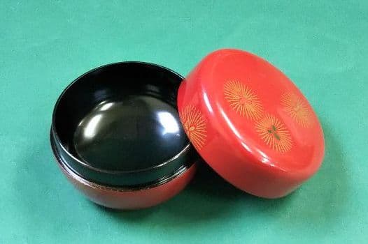 茶道具 茶箱 三品セット 朱塗 唐松 蒔絵 木製 新品 平棗 茶筅筒 香合