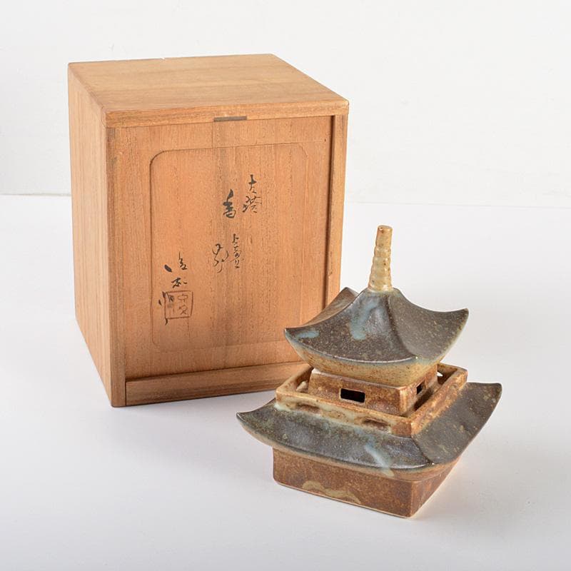 茶道具　陶磁器　二重の塔　塔香炉　在銘　共箱　C　6119