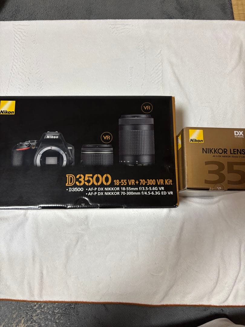 Nikon D3500 デジタル一眼レフカメラダブルズームキット