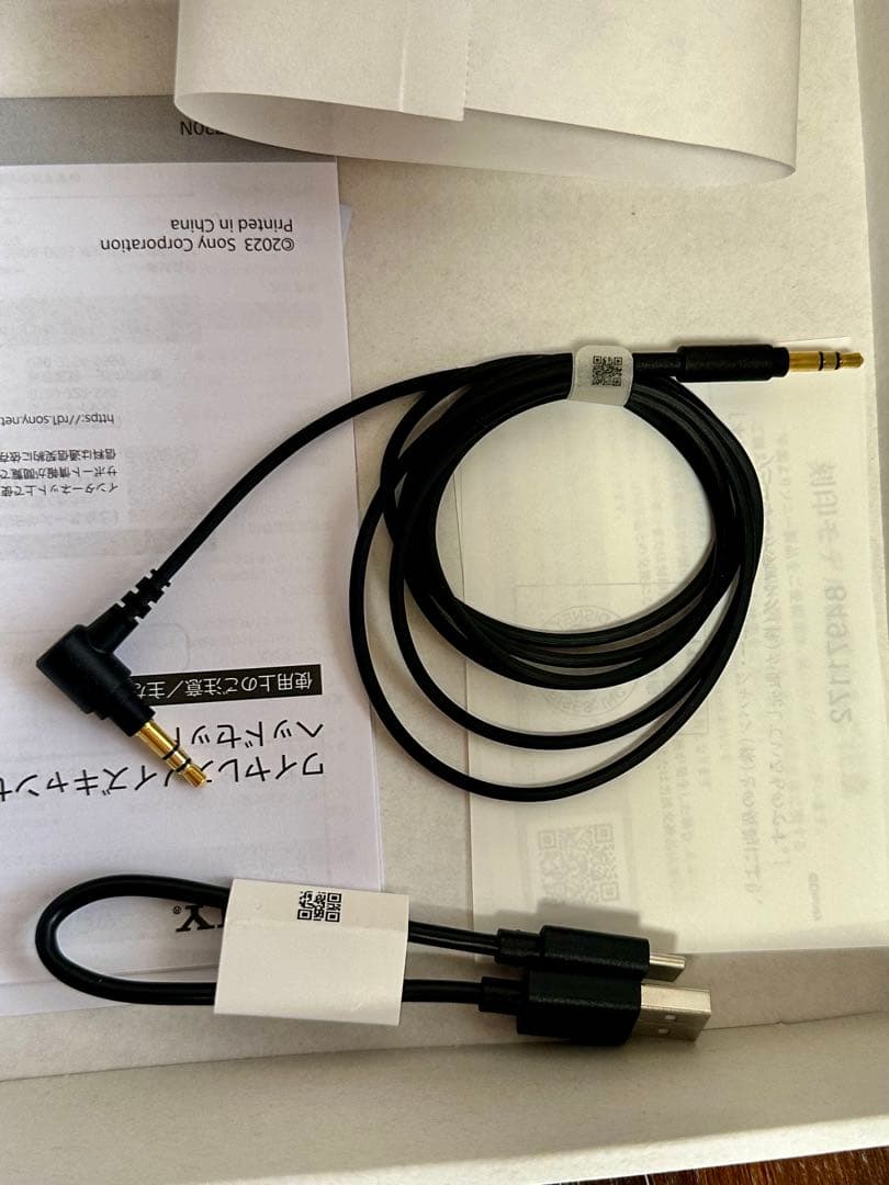 ソニー　ヘッドホン　ディズニー　100周年　WH-CH720N ケース付き