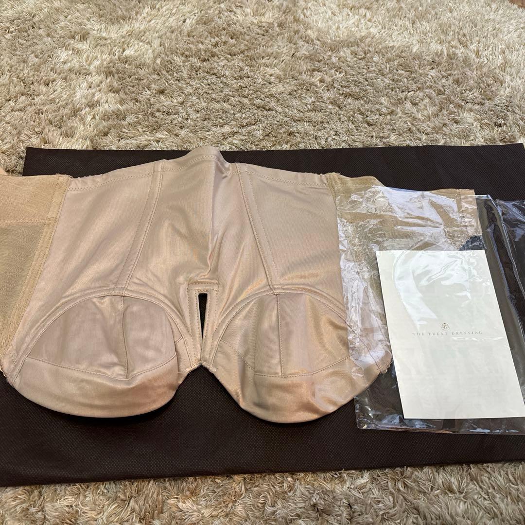 【ザトリートドレッシング　ブライダルインナー】ショートビスチェC70＆ガードル