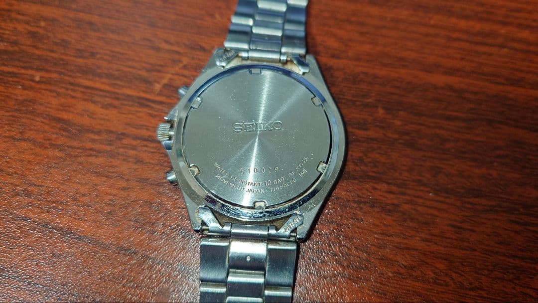 腕時計　スマートウォッチ　稼働未確認