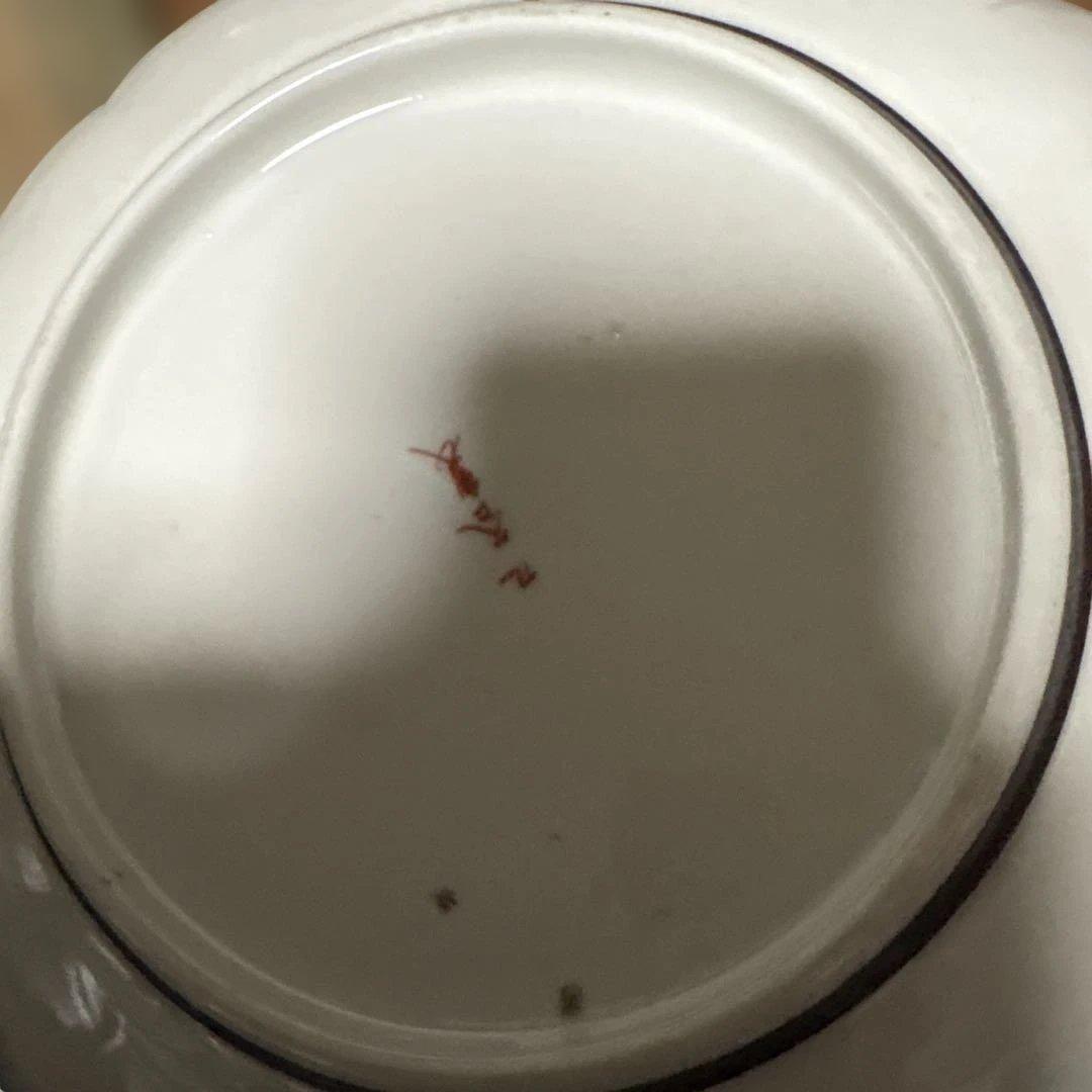 期間限定最終処分特価　逸品　九谷製変形型三つ鉢素敵な絵柄傷無し素晴らしい美術品