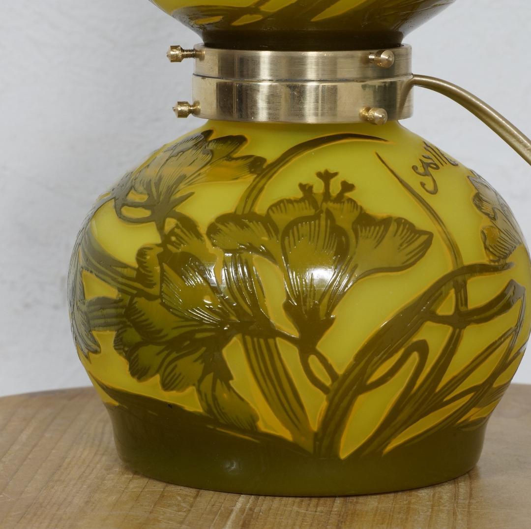 【証明書】　エミールガレ２灯　カメオ彫り　被せガラス　フロア照明　ナイトスタンド